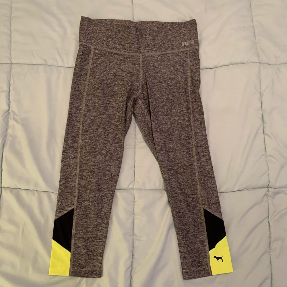 Victoria's Secret PINK Yoga Crop Leggings